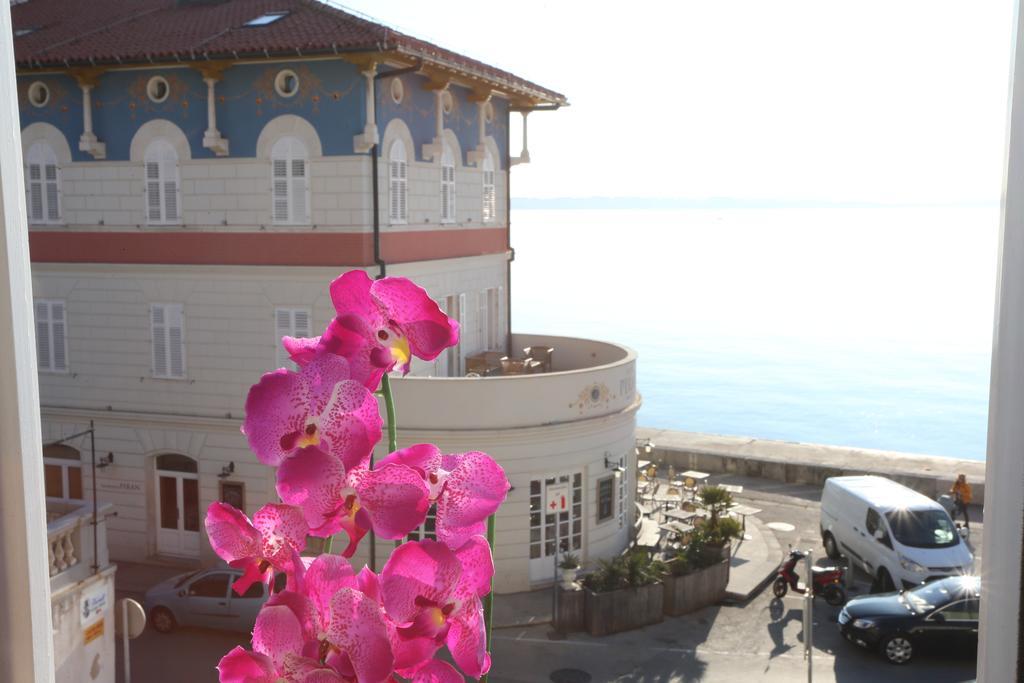 Allure Apartments Piran Exteriör bild