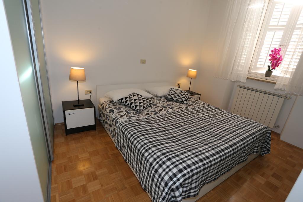 Allure Apartments Piran Exteriör bild